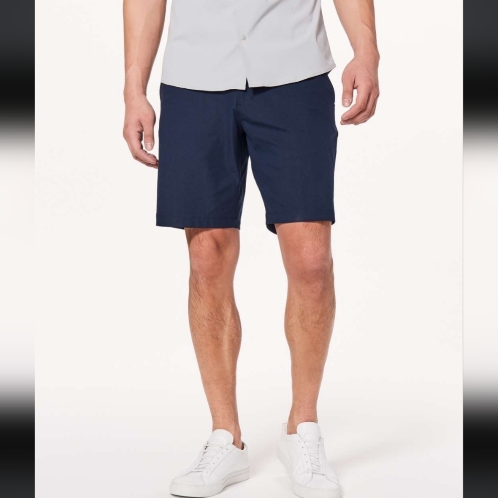 Lululemon Commission Short Slim *Warpstreme 9" True Navy